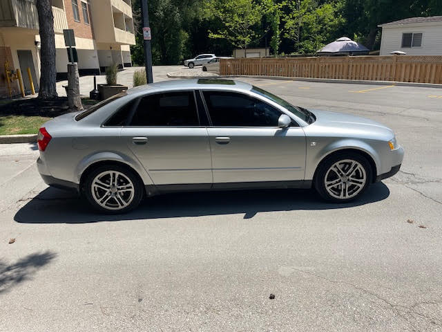2003 Audi A4 3.0 Litre Manual 6 Speed For Sale in Cars & Trucks in Oakville / Halton Region - Image 4