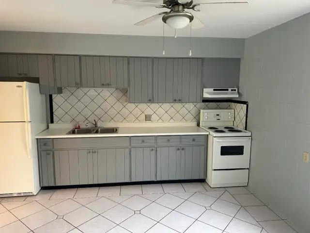 2 bedroom house. Exceptional location