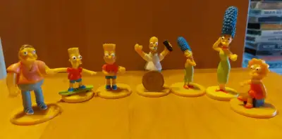 The Simpsons - figurines - 10$ for the lot /10$ pour le lot, View more