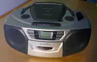 Boom box Audiovox   CD /Tape/ Radio