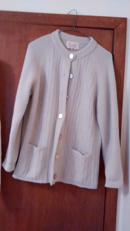 Women's Clothing  in Women's - Tops & Outerwear in St. Catharines - Image 6