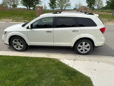 Sunroof navigation leather good tires rebuilt transmission new front pads right front wheel bearing...