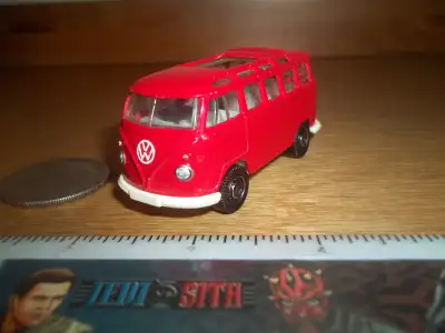 514-247-8483-communiqué Matchbox VW Transporter ech; 1/58 Mattel inc..1998 Made in Thailand
