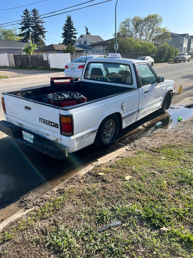 1991 b2200 in Cars & Trucks in Regina - Image 4