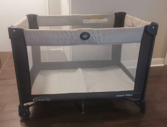 Graco pack'n play babypen in Playpens, Swings & Saucers in City of Toronto