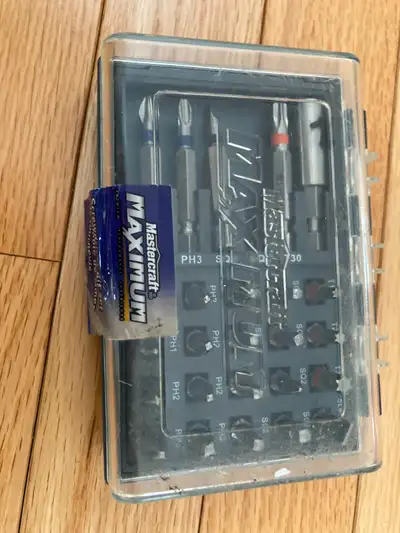 Mastercraft Maximun Screwdriver Bit set 24 pieces  (2 missing), View more
