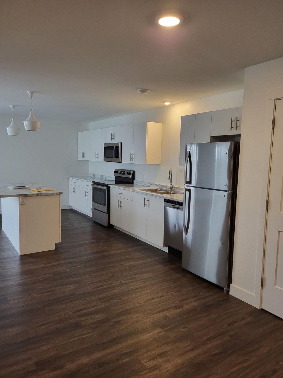 1 bedroom In Southwood Park with a large balcony to enjoy 2