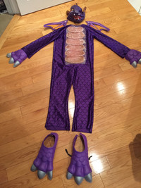 Skylanders Spyro Halloween Costume, Size Youth Medium (8-10)