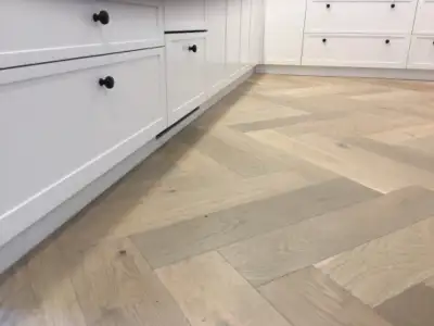 ✅ 10 years flooring experience ✅Offer top-quality floor installation services ✅ No hidden fees ✅Affo...