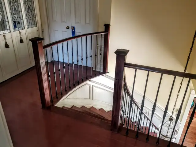 Stair Railing and Floor in Flooring in Oshawa / Durham Region - Image 5