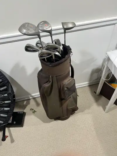men’s golf clubs and bag , View more