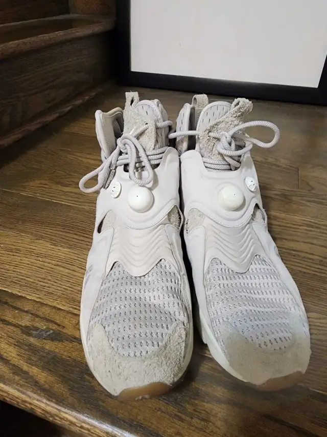 2017 Future x Reebok Furikaze 'Sandstone' in Men's Shoes in Oakville / Halton Region - Image 3