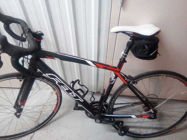 velo felt z85 dans De route  à Ville de Montréal - Image 3