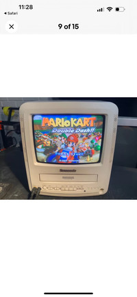 Small CRT Tv/VCR with remote combo