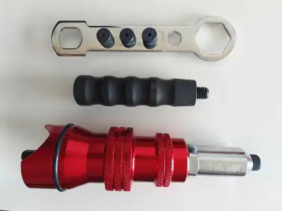 Bosch, Craftsman, Dewalt, Dremel, Irwin, Klein, Makita, Maximum, Milwaukee, Ridgid, Ryobi, Snapon 1....