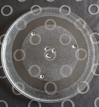 2 Assiettes en vitre pour four micro-ondes M/O plates, View more