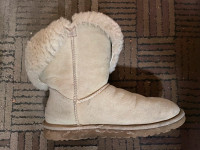 woman UGG shoes