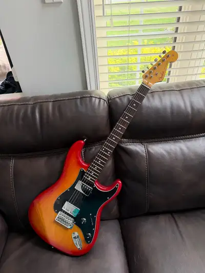 Fender HH Stratocaster (open to trades), View more