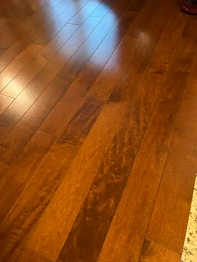 Hardwood Flooring  /  Plancher de bois franc massif, View more