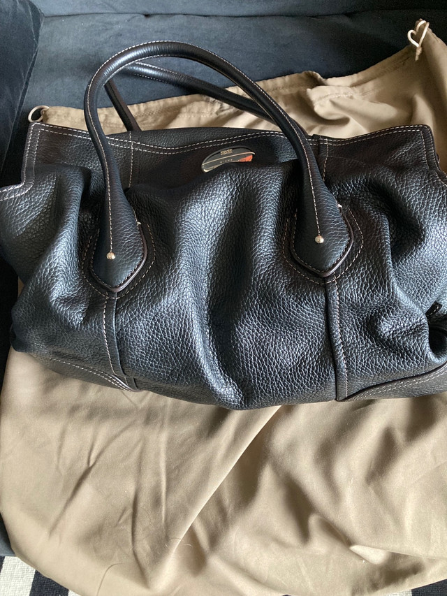 Lancel Louyetu Black Leather Shopping Bag & Dust Bag in Women's - Bags & Wallets in Gatineau - Image 2