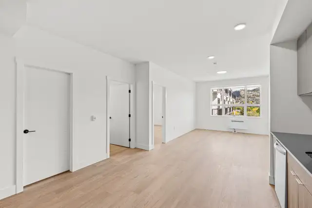 Modern 2 Bedroom Suites | Free Rent + Free Parking in Long Term Rentals in Kelowna - Image 6