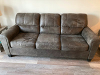 Grey Sofa. -option to deliver