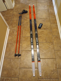 Atomic Redster C9 Cross Country Ski Package