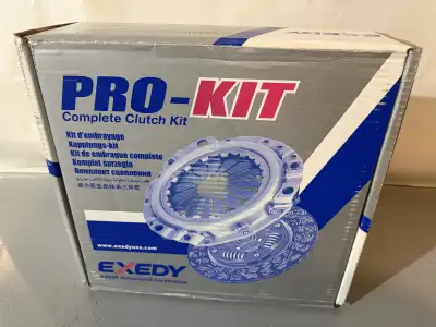Exedy HCK1004 OE 2002-2007 Honda CR-V and Honda Element L4 Clutch Kit. Inside box never opened