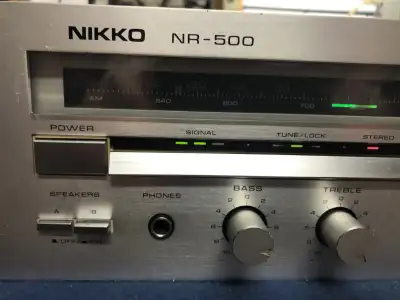 Nikko NR-500 FM/AM Receiver 35w par canal Vintage 1981, View more
