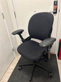 Steelcase leap task chair