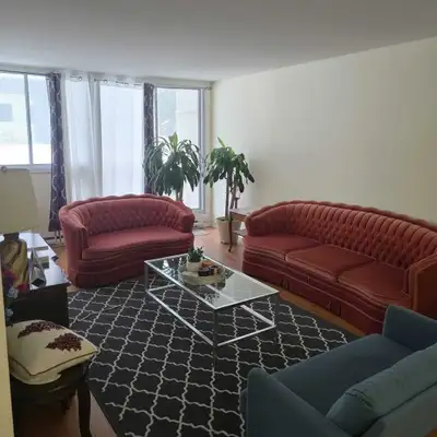 Bright and well-maintained 1-bedroom apartment available for long-term rent. The unit features a spa...