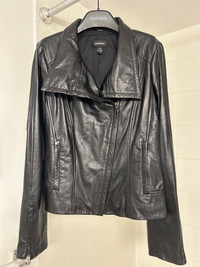 Bnwot Danier Italian lamb leather jacket - M 