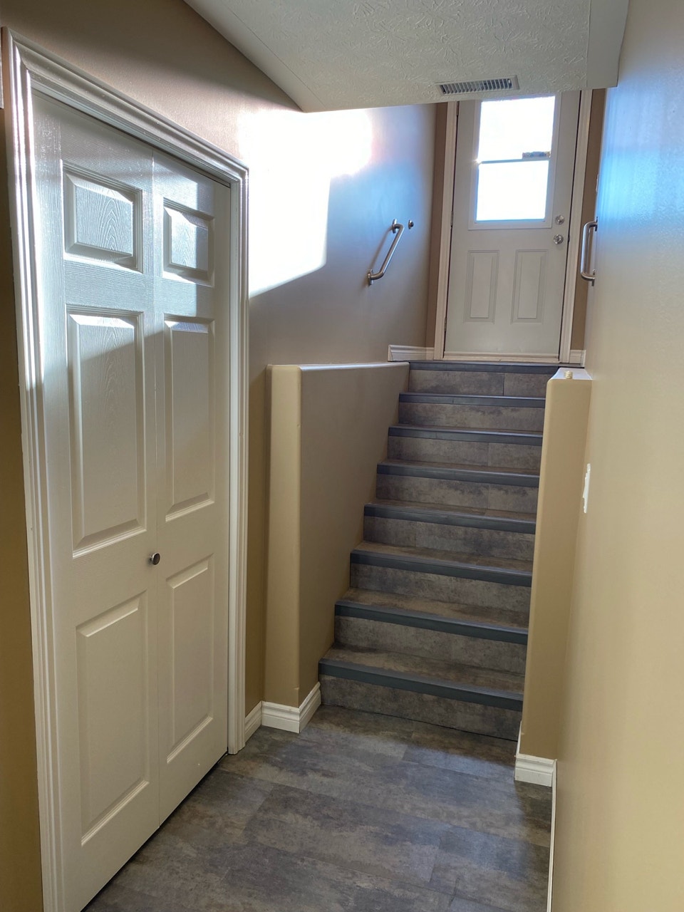 1 bedroom apartment for rent September first in Chelmsford 1