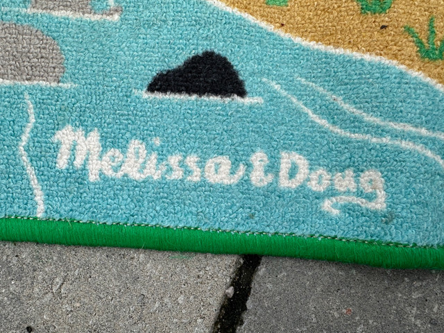  Melissa and Doug play rug in Other in Oakville / Halton Region - Image 2