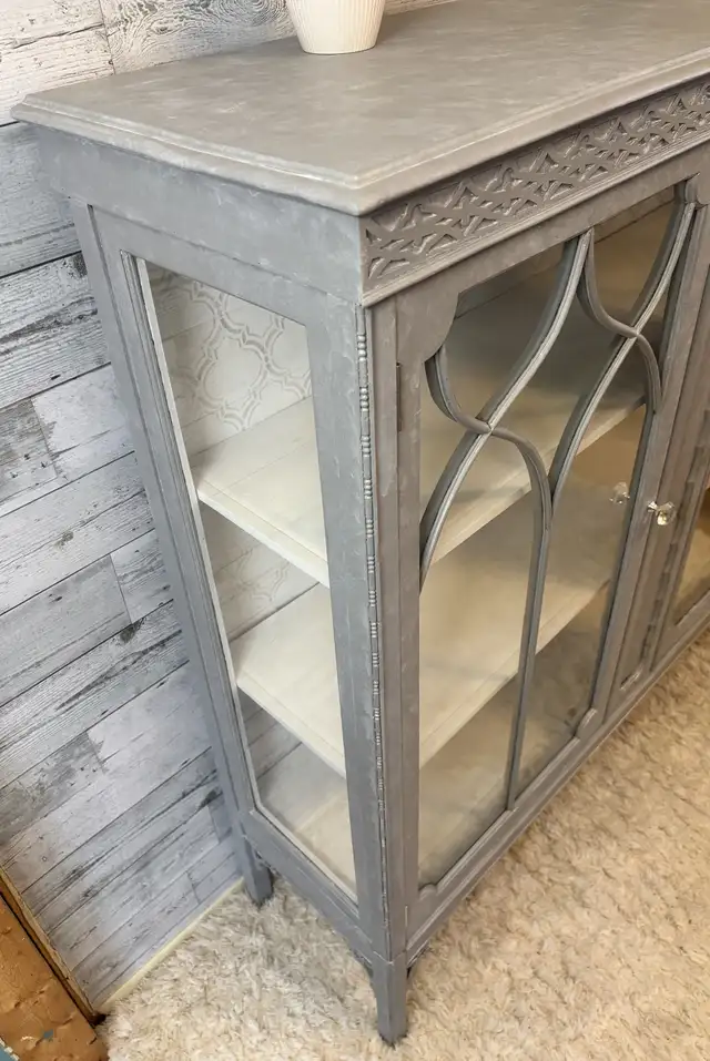 Refinished China Cabinet in Hutches & Display Cabinets in Kingston - Image 9