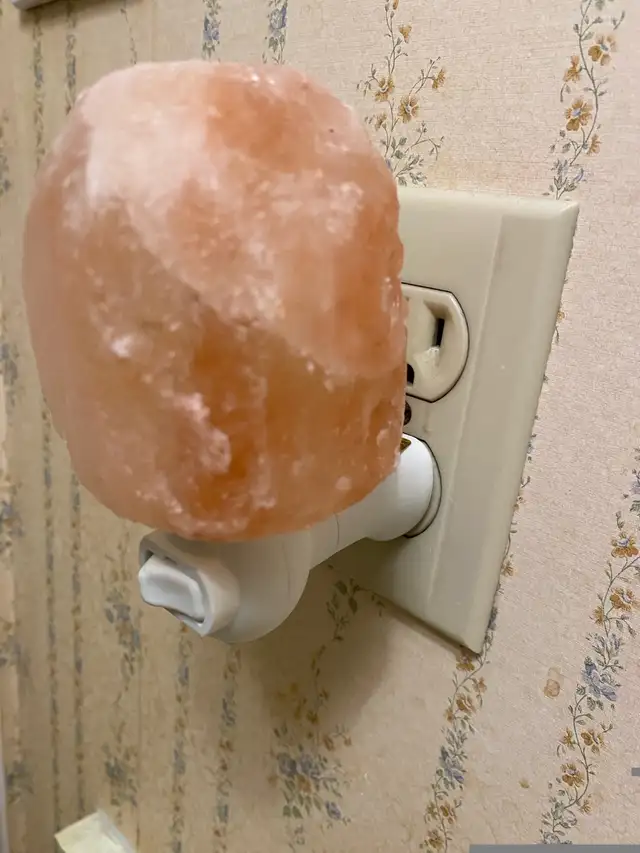 Cute Himalayan Salt Lamp  Crystal Night Light Plugin in Indoor Lighting & Fans in City of Toronto - Image 7