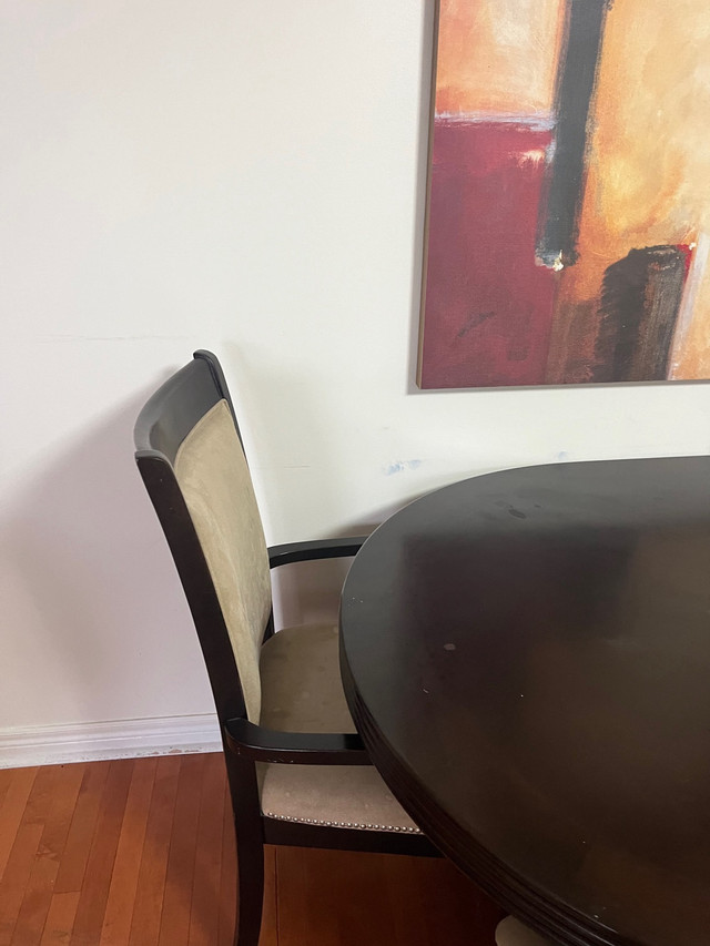 6 chairs and dinning table for sale  in Dining Tables & Sets in Markham / York Region - Image 3