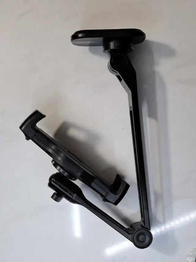 Adjustable Tablet Holder Stand for iPad Pro 12.9 Air Mini Xiaomi in iPads & Tablets in Markham / York Region - Image 7