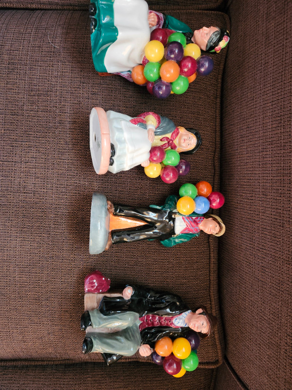 4 Royal Doulton balloon people in Arts & Collectibles in Thunder Bay