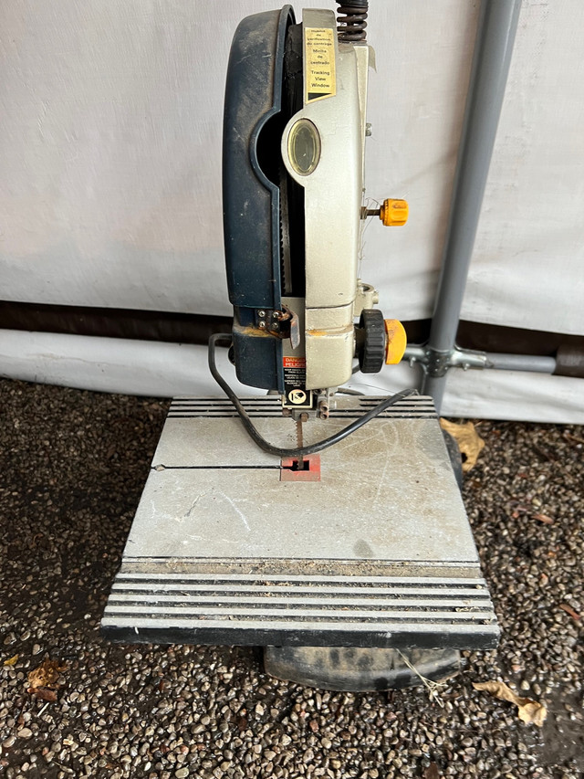 Ryobi 9” Band Saw in Power Tools in Barrie - Image 3