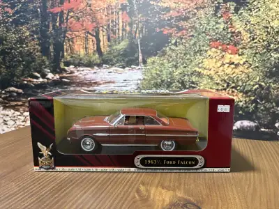 Road Signature 1/18 Ford Falcon 1963 1/2 , View more