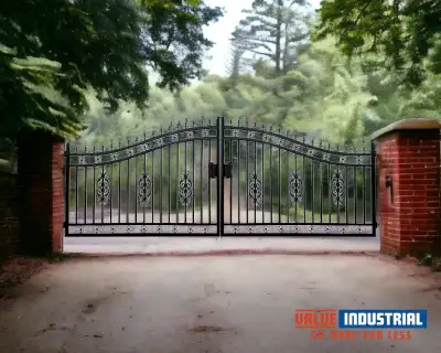 Our number: +1 365-654-6136 Specifications Dual swing gates Heavy-duty steel construction No welding...