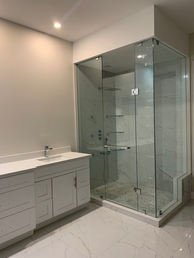 GLASS SHOWER DOORS ENCLOSURES OFFICE ENTRANCES PARTITION RAILING in Bathwares in City of Toronto - Image 2