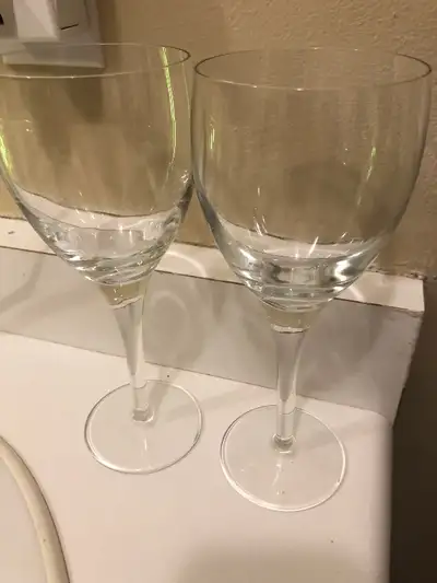 2 Wine glasses 8 oz - $8, View more