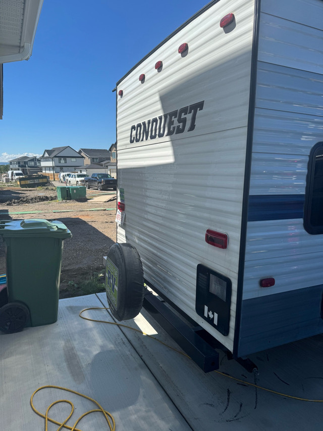2021 Gulf Stream Conquest  in Travel Trailers & Campers in Calgary - Image 2