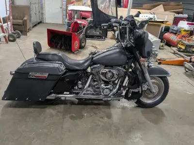 2006 Harley Davidson street glide. Flat Black 96 cubic inch motor. 36331 thousand miles 14" ape's St...