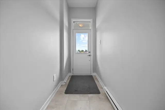 Spacious 2-Bedroom with Garage & Balcony - Available Immediately in Long Term Rentals in Ottawa - Image 10