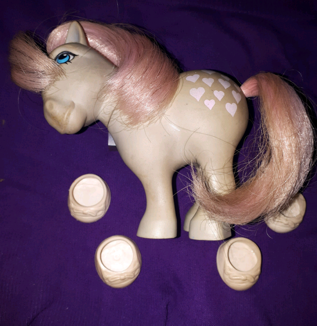 1982 My Little Pony Snuzzle with white boots. Hong Kong in Toys & Games in Mississauga / Peel Region - Image 3
