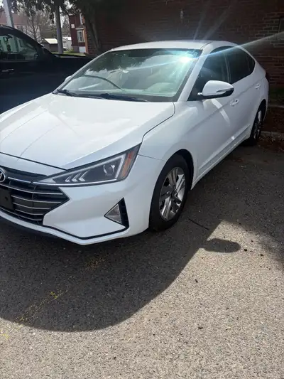This 2019 Hyundai Elantra Preferred features a reliable 2.0L engine, comfortable seating for five, a...