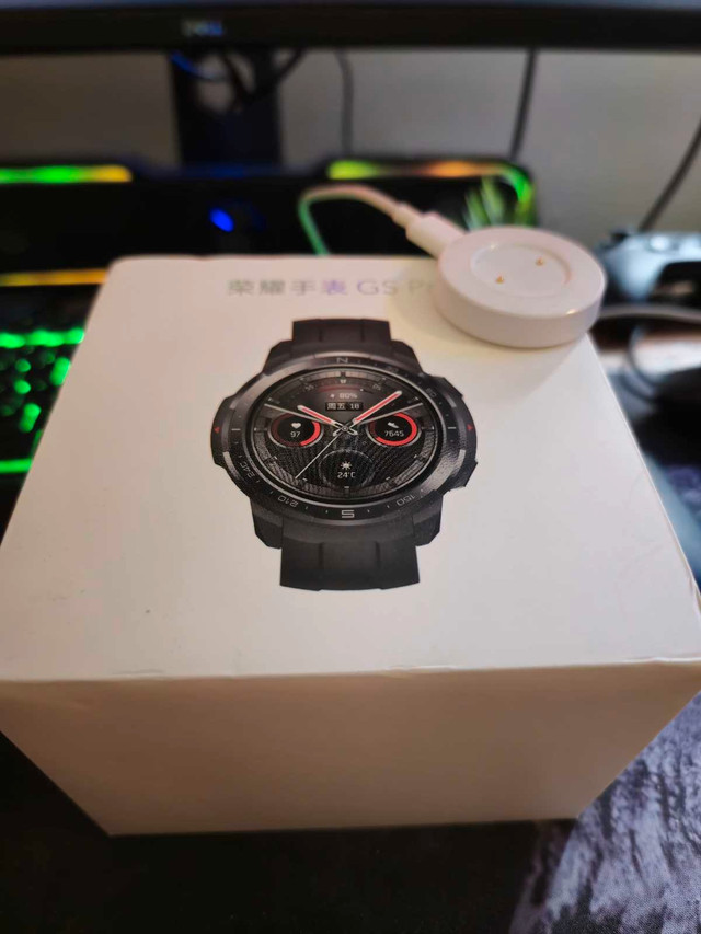 HONOR Watch GS Pro Rugged GPS Smartwatch 25-day Battery Life - B in Mountain in Kitchener / Waterloo - Image 2